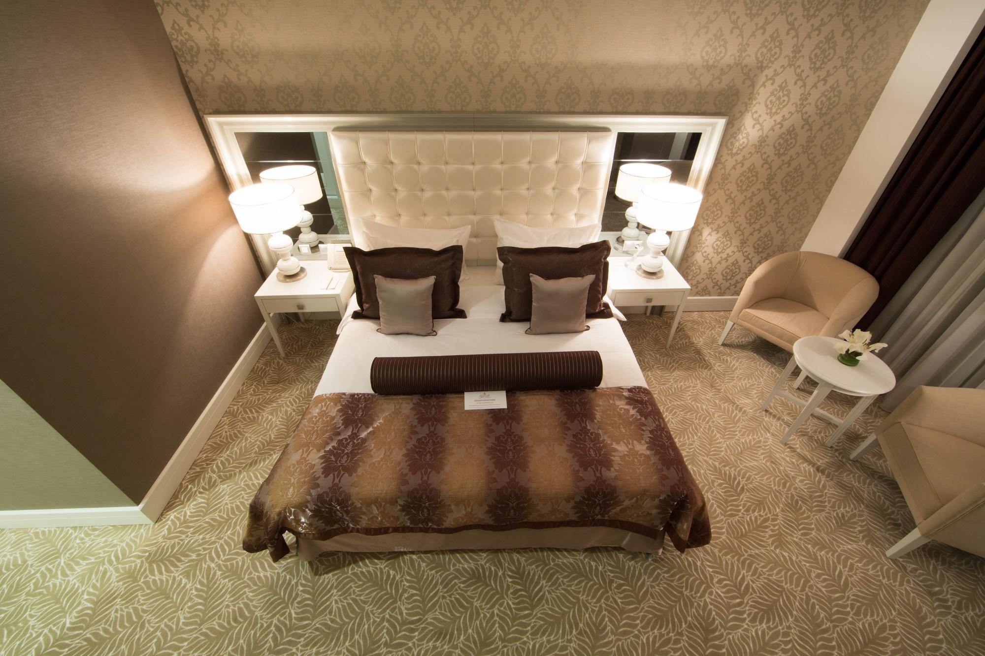 Qafqaz Baku City Hotel & Residences מראה חיצוני תמונה