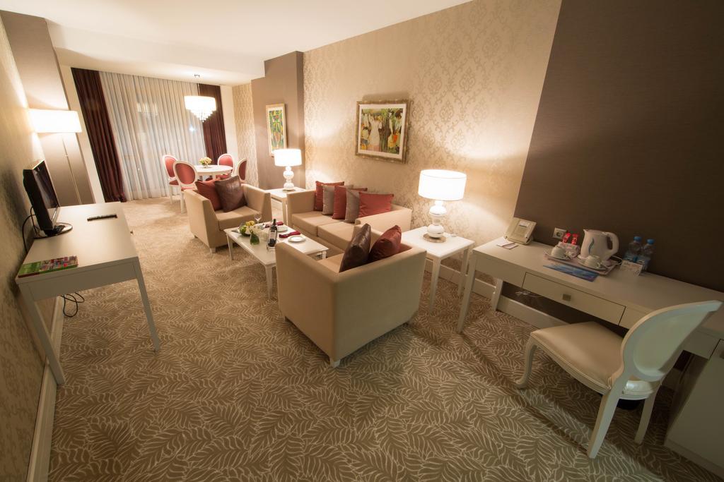Qafqaz Baku City Hotel & Residences מראה חיצוני תמונה